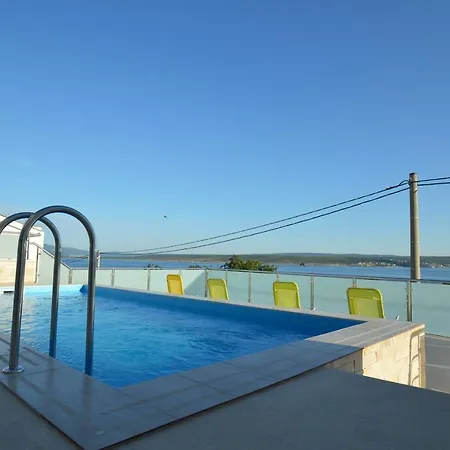 Poolincluded - Anpero *